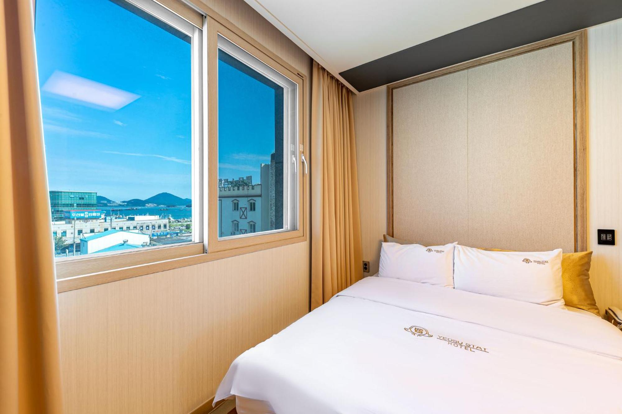 Yeosu Stay Hotel Szoba fotó
