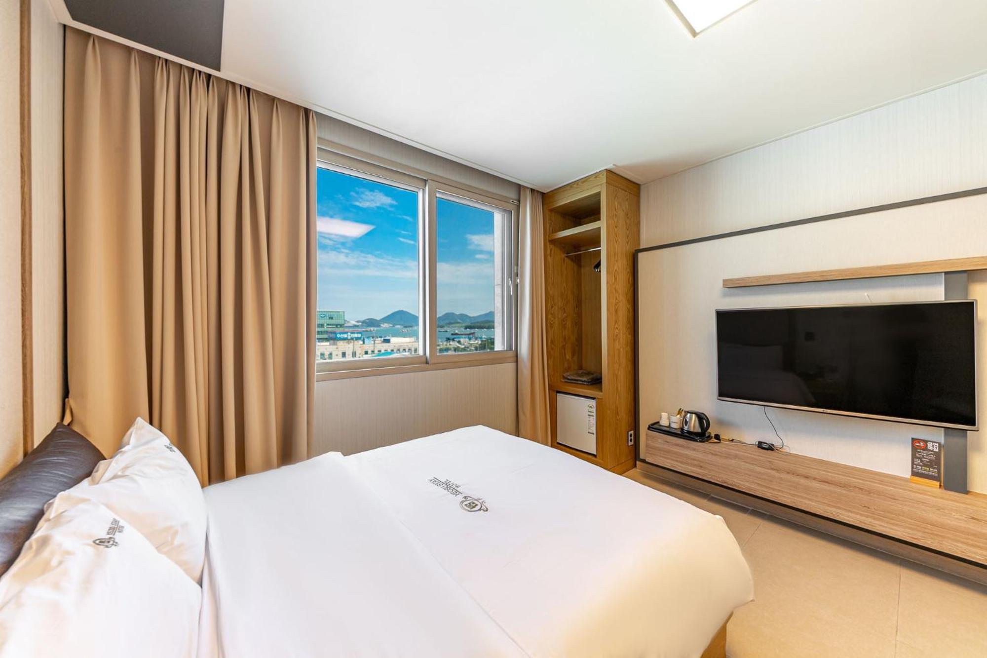 Yeosu Stay Hotel Szoba fotó
