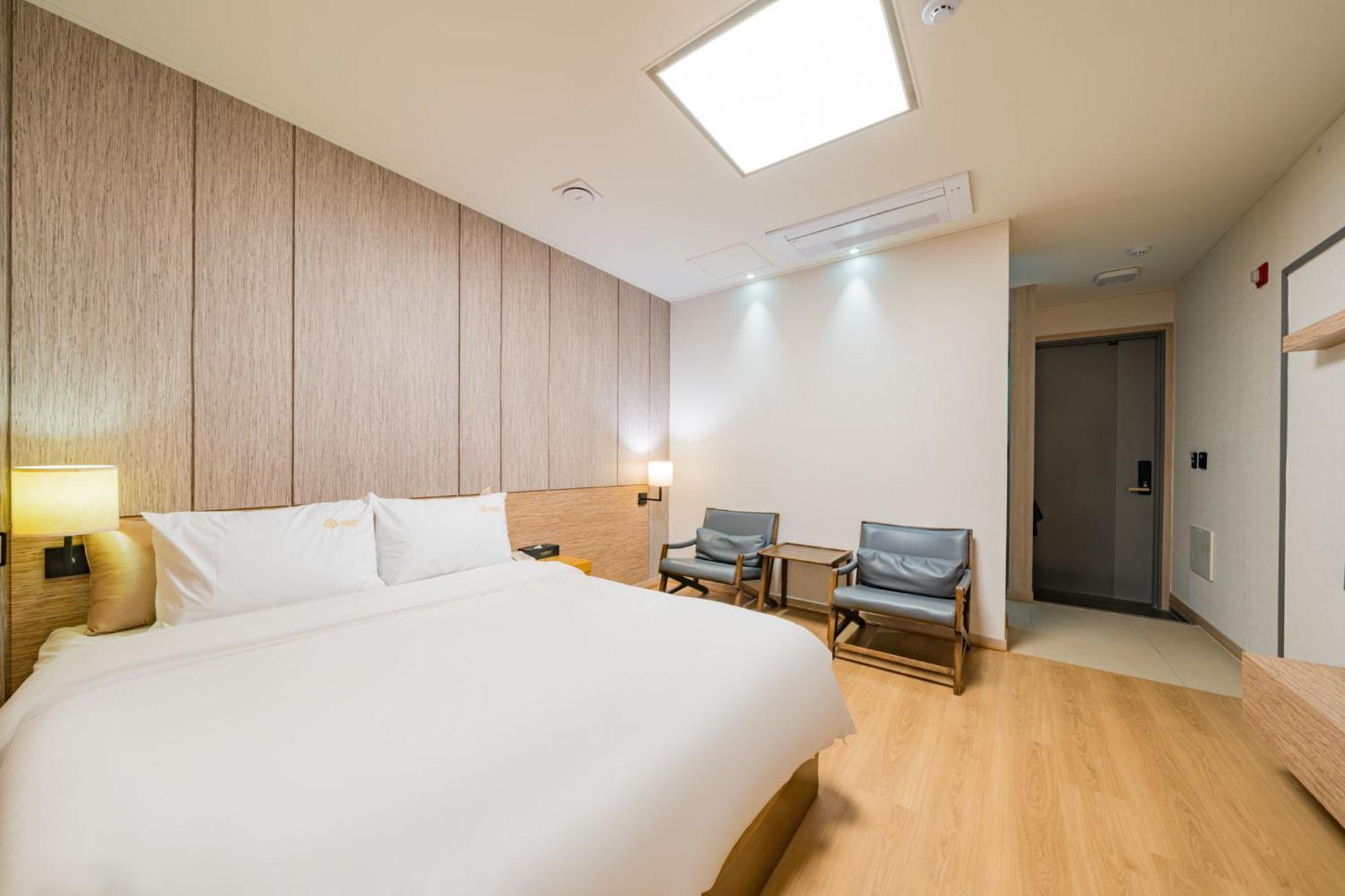Yeosu Stay Hotel Szoba fotó
